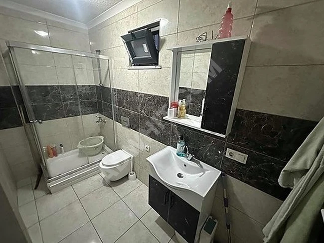 SULTANBEYLİ ADİL MAHALLESİ'NDE SATILIK 80 M2 2+1 ARA KAT DAİRE