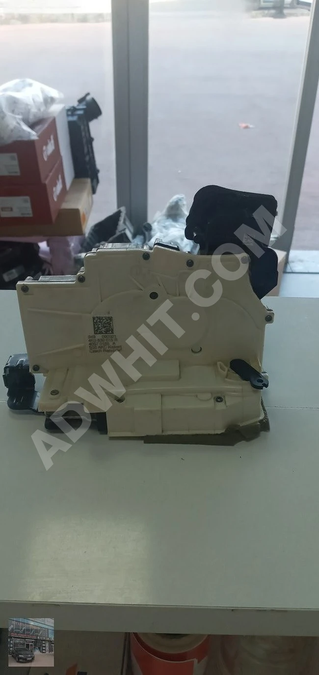 AUDİ A6 KAPI KİLİDİ