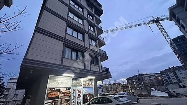 SULTANBEYLİ ADİL MAHALLESİ'NDE SATILIK 80 M2 2+1 ARA KAT DAİRE