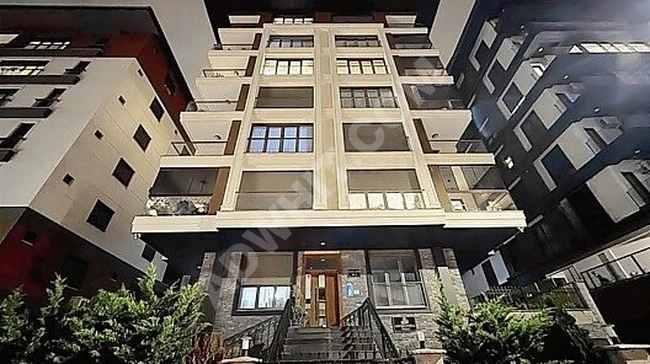 ANA CADDEYE PARAREL YENİ BİNADA 4+1 ARA KAT SATILIK DAİRE