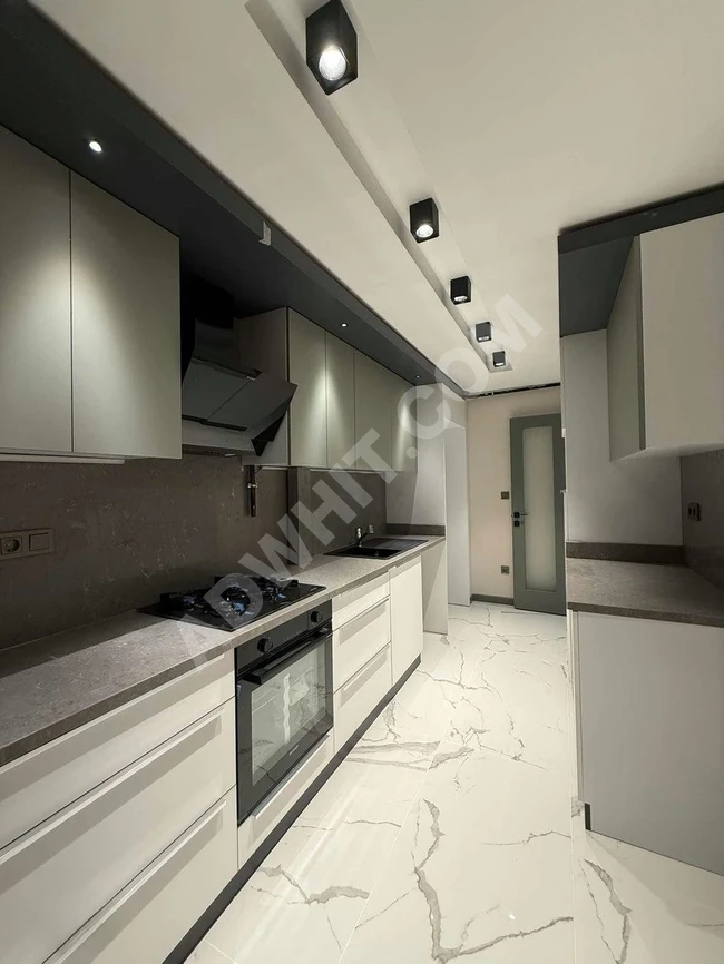 ÜSKÜDAR KÜÇÜKSU, BUTİK SİTEDE 2+1 ARA KAT SATILIK DAİRE