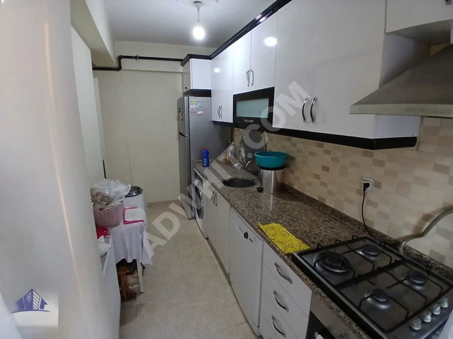 Bağcılar Hürriyet Mahallesi 2+1 Otoparklı Satılık Arakat Daire