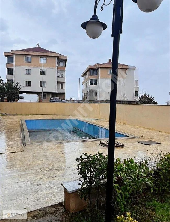 B.ÇEKMECE PINARTEPE MAHALLESİ SİTE İÇİNDE 3+1 SATILIK DAİRE