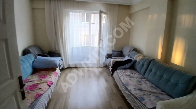 Bağcılar Hürriyet Mahallesi 2+1 Otoparklı Satılık Arakat Daire