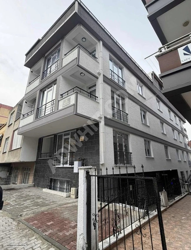 REDSTONE DEN GÖL MANZARALI YENİ BİNADA DUBLEX DAIRE