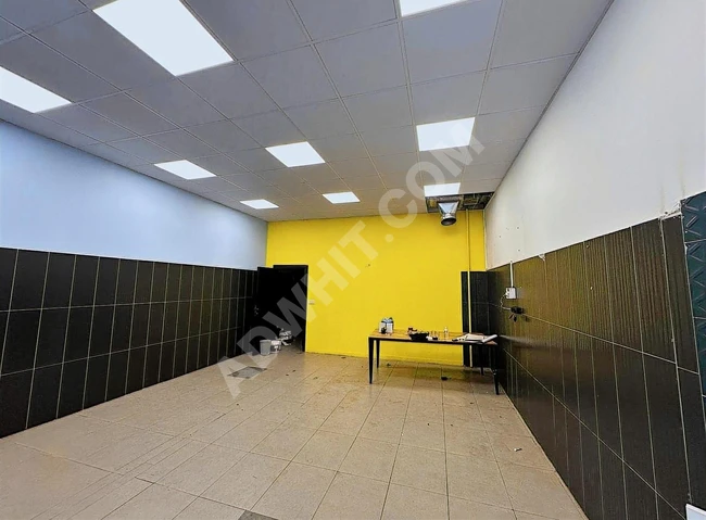 MEYDAN HALKALI SİTESİ 110 M2 DÜZ AYAK KULLANIŞLI KİRALIK DÜKKAN