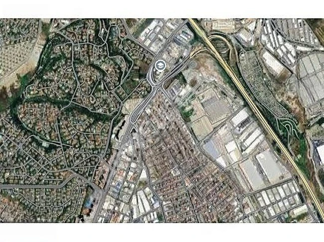 AKTİM1 İŞ MERKEZİNDE 335 M2 KİRALIK İMALATHANE-DEPO-OFİS