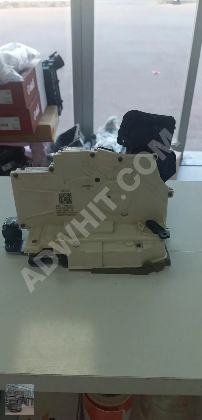 AUDİ A6 KAPI KİLİDİ