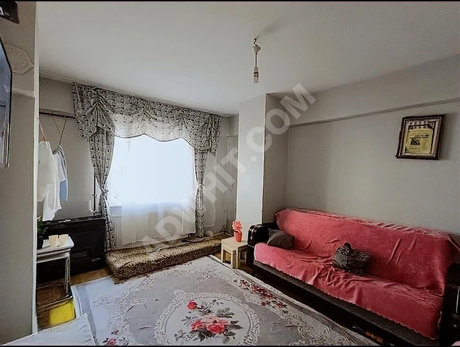 EMLAKÇIN'dan Arnavutköy Yunus Emre Mah. 3+1 Satılık Daire