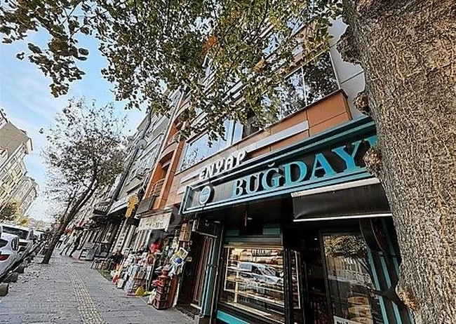 GAZİOSMANPAŞA HÜRRİYET EBEVEYN BANYOLU 90 M2 2+1 1.KAT