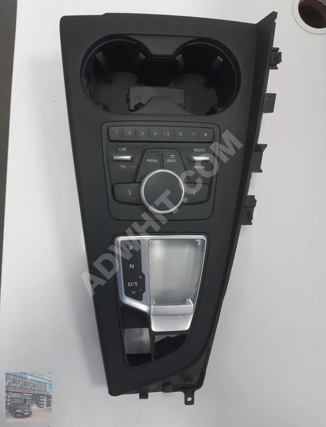 8W1864261C AUDİ A4 ORTA KONSOL