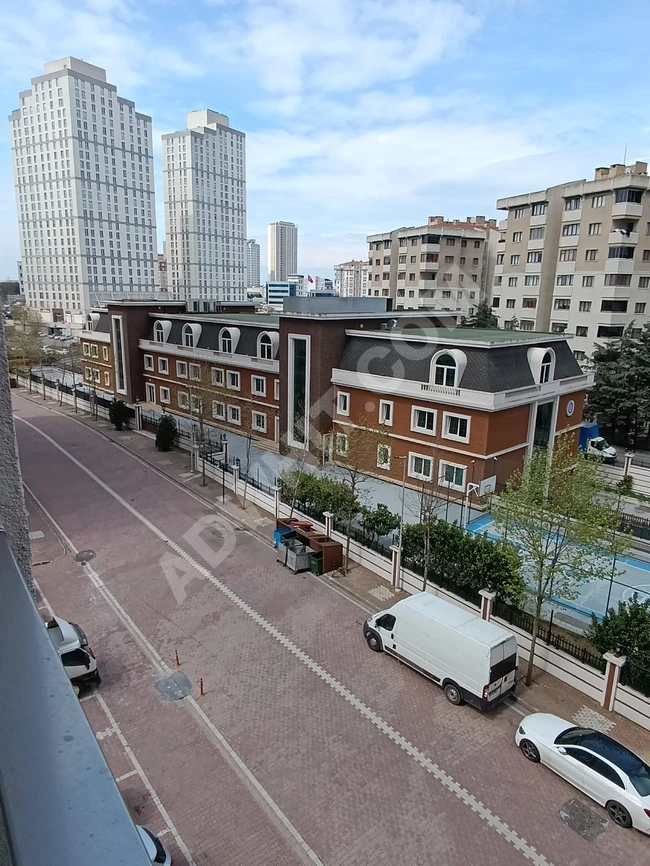 شقة للبيع غرفتين وصالة مجمع كرستال شهير مباشر متربوس