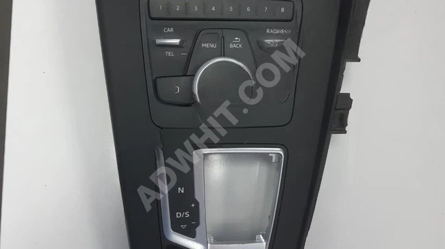 8W8W1864261C AUDİ A4 ORTA KONSOL