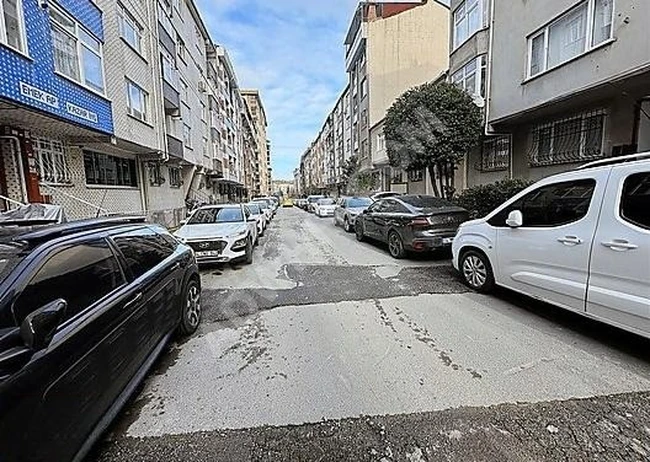 SATILIK EYÜPSULTAN BİNEVLER'DE TERASLI 2+1 DAİRE 132 m