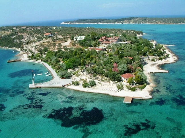 في مالديف تركيا… منزل حجري مستقل بحديقة في بادملي إزمير