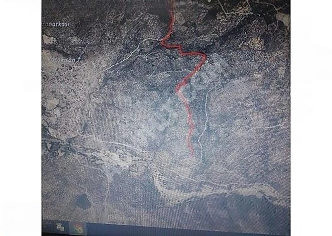 SATILIK TARLA BALIKESİR BURHANİYEDE 698 M²