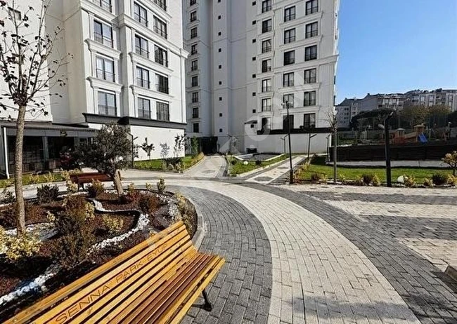 SATILIK LÜKS DAİRE HAVUZLU SENNA PARK SİTEDE 2+1 113 M²