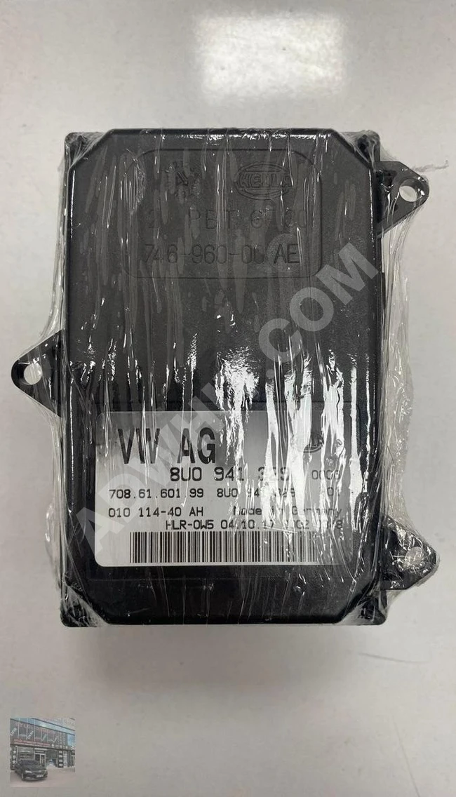 8U0941329 AUDİQ3-SKODA-SÜPERB-VW-TOUAREG FAR BEYNİ SIFIR ORJİNAL