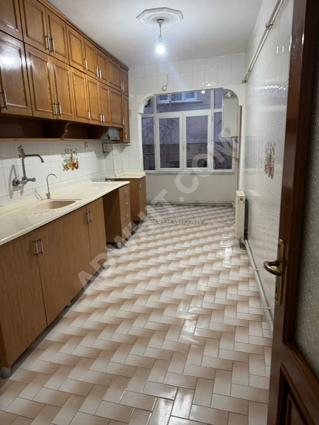 AKKOÇLARDAN KİRALIK 3+1 TEMİZ GENİŞ 130 m2