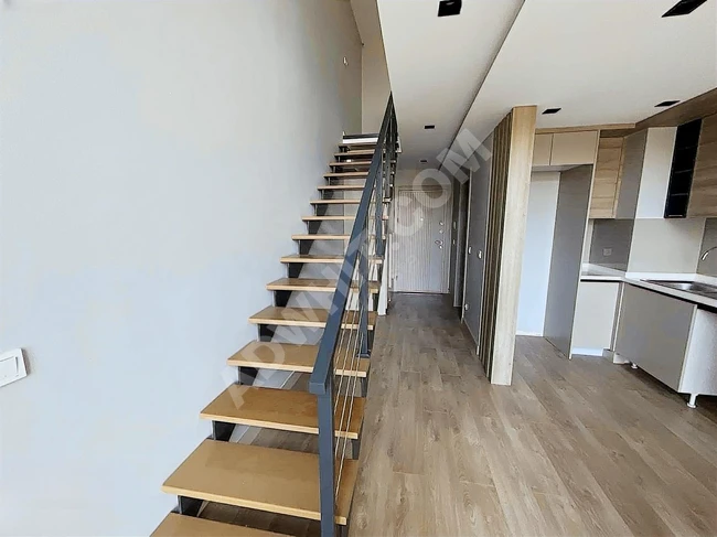 BEYLİKDÜZÜ İN MARİ SATILIK DENİZ MANZARALI 1+1 LOFT BALKONLU