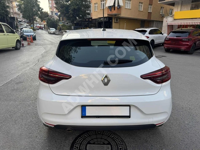 2022 موديل - CLIO 1.0 TCE ناقل حركة أوتوماتيكي - خالية من الأعطال - تم عمل الصيانة