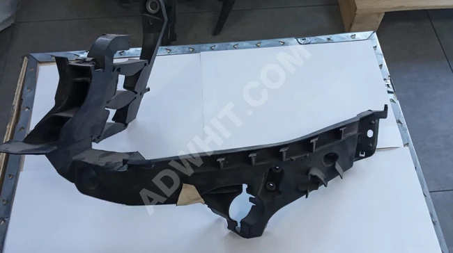 8K Headlight Bracket