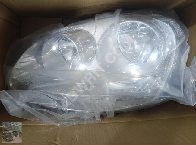GOLF 5 LEFT HEADLIGHT BRAND NEW