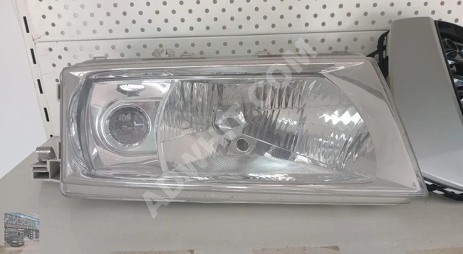 1U1941018 طقم مصباح أمامي أيمن لأوكتافيا موديل 1996-2000