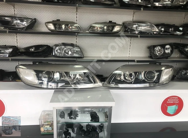 Q7 2006-2011 RIGHT LEFT HEADLIGHTS
