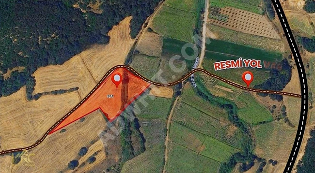 موقع ممتاز - مواجه للطريق - اغتنم فرصة الاستثمار في أرض بمساحة 594 متر مربع!