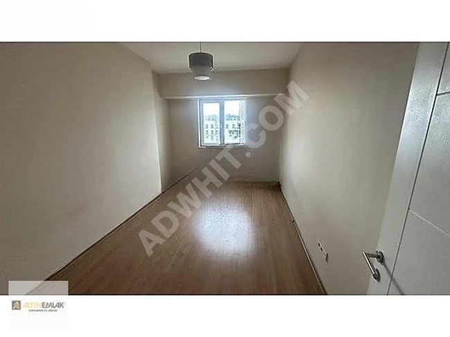 BAHÇEŞEHİR AKKOZA DEFNE SİTESİNDE BOŞŞ SATILIK 3+1 DAİRE