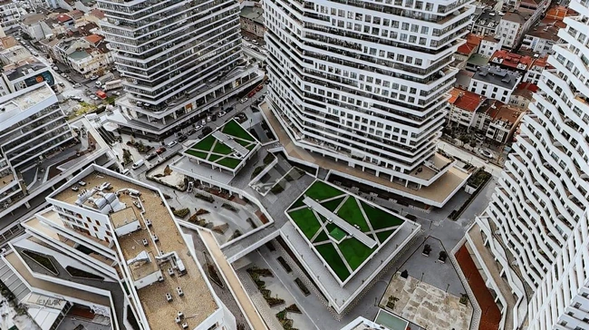 NİVO İSTANBUL AVM SATILIK DÜKKAN C BLOK GİRİŞ KAPISI KARŞISI 46M