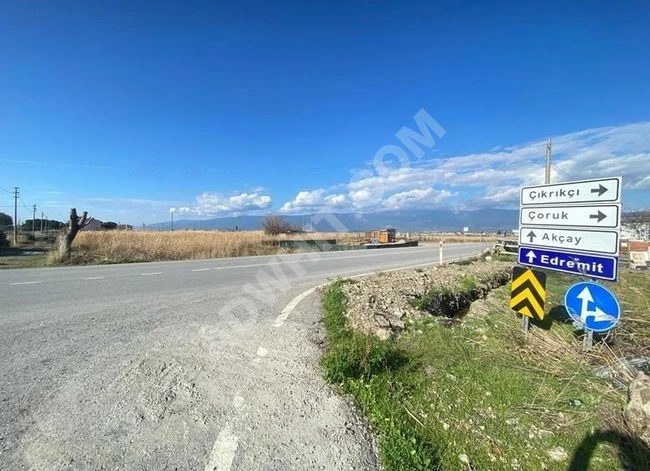 ⫸AKÇAY BEST EMLAKTAN⫷BURHANİYE ÇORUK DA DENİZE 600M. 323 m²ARSA