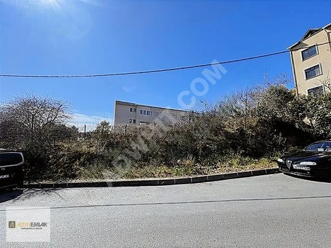 SARIYER TARABYA DA SATILIK ARSA 750M2