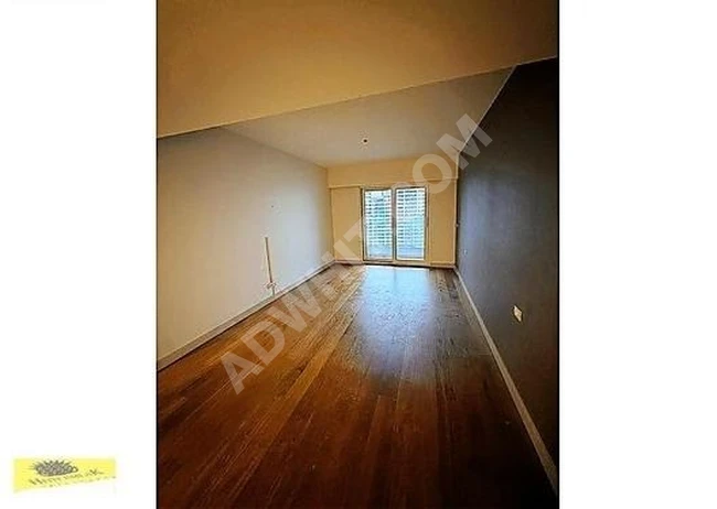 4.5+1 Waterfront Apartment For Rent at Ataköy Sea Pearl from Hittite