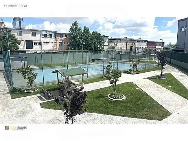 2+1 Apartment with Ensuite Bathroom and Balcony for Sale at Onur Park Life Complex