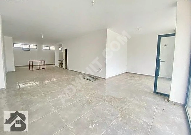 ⫸ TEK YETKİLİ BEST EMLAK⫷KADIKÖYDE KONUMDA KİRALIK 322m2 DÜKKAN
