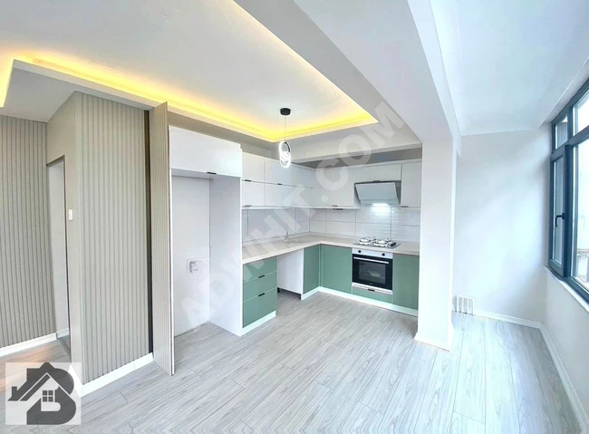 ⫸ AKÇAY BEST EMLAK'TAN⫷ MERKEZDE MASRAFSIZ KÖŞE DENİZE YAKIN 2+1