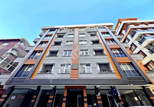 Şirinevler e5 Yanı. K.Otoparklı. Çift Girişli. Lüks Dubleks 