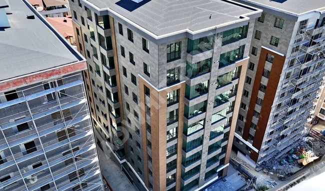 في ŞİRİNEVLER. داخل مجمع سكني. منظر مفتوح لا يُحجب. 3+1. 144 متر مربع. فاخر.