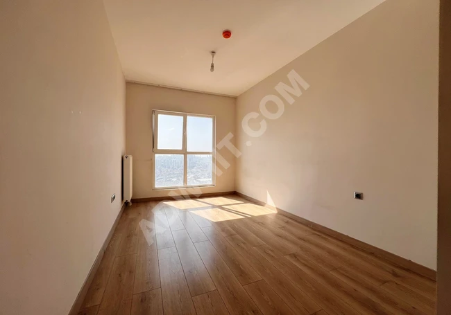 ESENYURT SATILIK SİTE İÇİ KELEPİR DAİRE