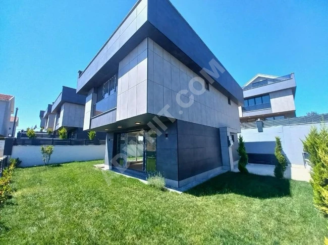 kumburgaz da vatandaşlığa uygun ultra lüks villa