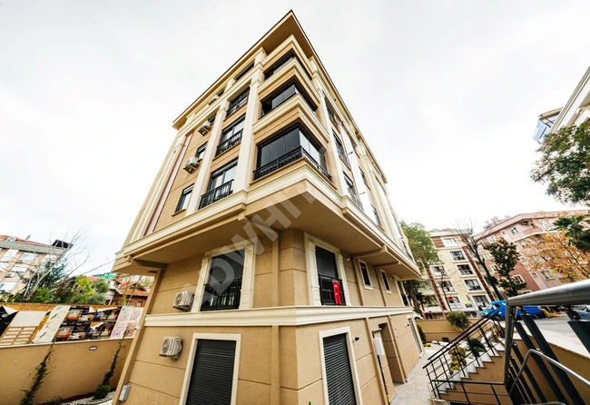 BAKIRKÖY DE SATILIK SIFIR BAHÇE KATI DAİRE