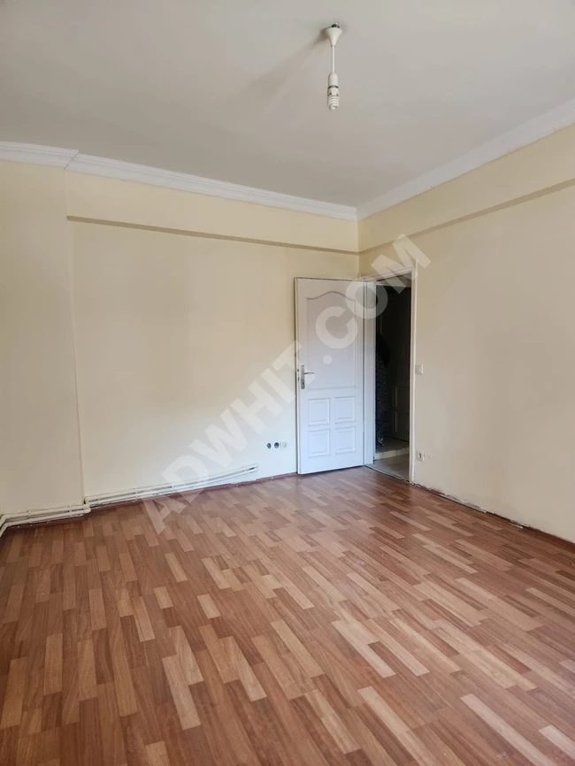 Emlak center'dan Kağıthane tesislerde kiralık 2+1 daire