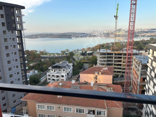 Sega Modern Sitesi'nde göl manzaralı lüks 1+2 daire