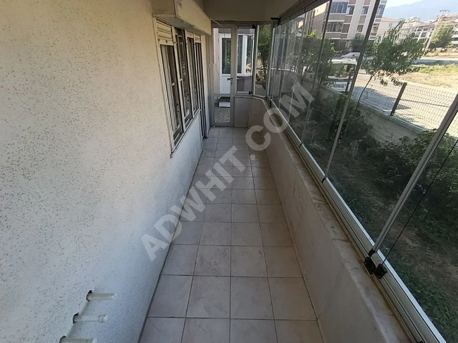 AKÇAYDA DOĞALGAZLI AYRI MUTFAKLI MÜSTAKİL TADINDA İÇİ YAPILI 2+1