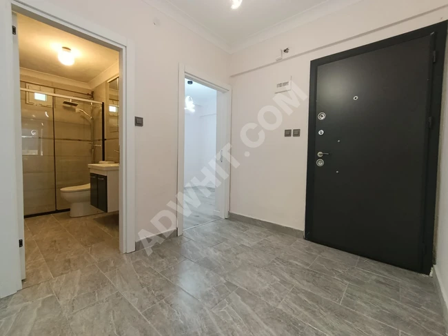 شقة 2+1 في ألتينكوم، بمطبخ مستقل وطابع مستقل، مزودة بالغاز الطبيعي.