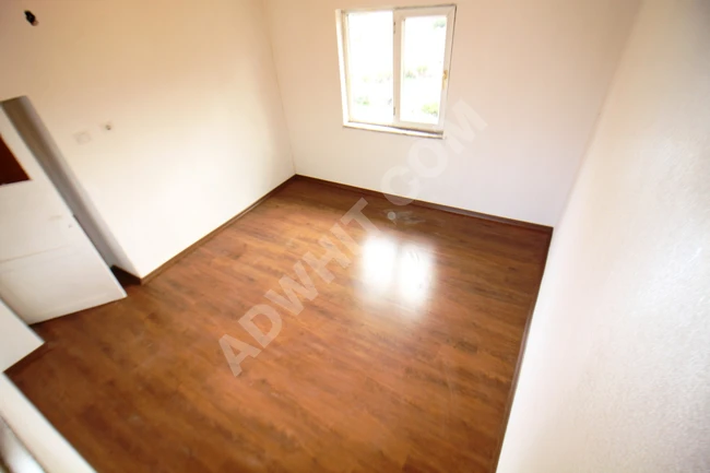 BURHANİYE BAHADINLI KÖY İÇİ 450m2 ARSA İÇİNDE YAPILI 2+1 KÖY EVİ