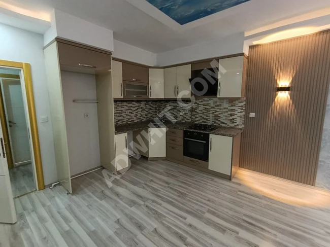 ALTINKUMDA DOĞALGAZLI ASANSÖRLÜ 7 YAŞINDA 2+1 FIRSAT DAİRE