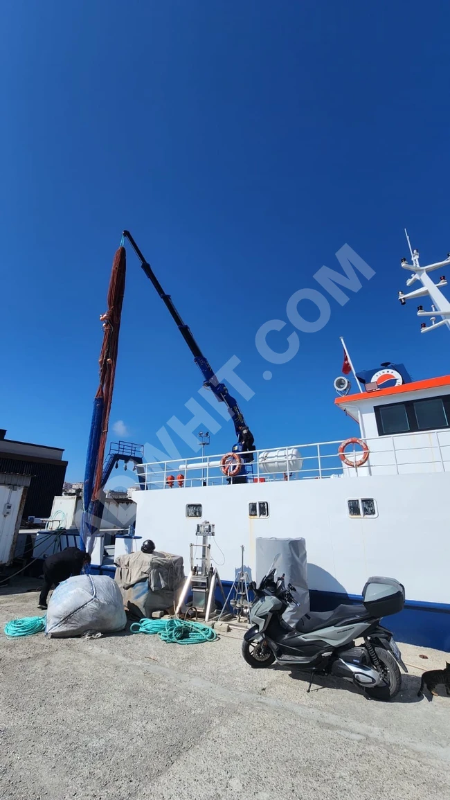 Knuckle Boom Marine Cranes 